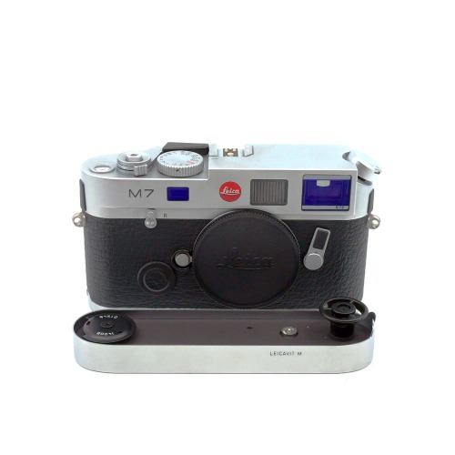 [Leica] M7 Silver + VIT Silver(SN42****** 최후기 제품, VIT 미사용) &amp;nbsp;M7 : 98% / VIT : 미사용[풀박스, 12m소프트버튼, 코모도 스트랩]/위탁제품